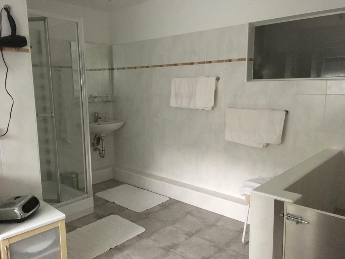 Haus Luna - Privatzimmer Im Sonnigen Suedburgenland Hackerberg Экстерьер фото